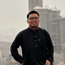 Akbar - Commissioner